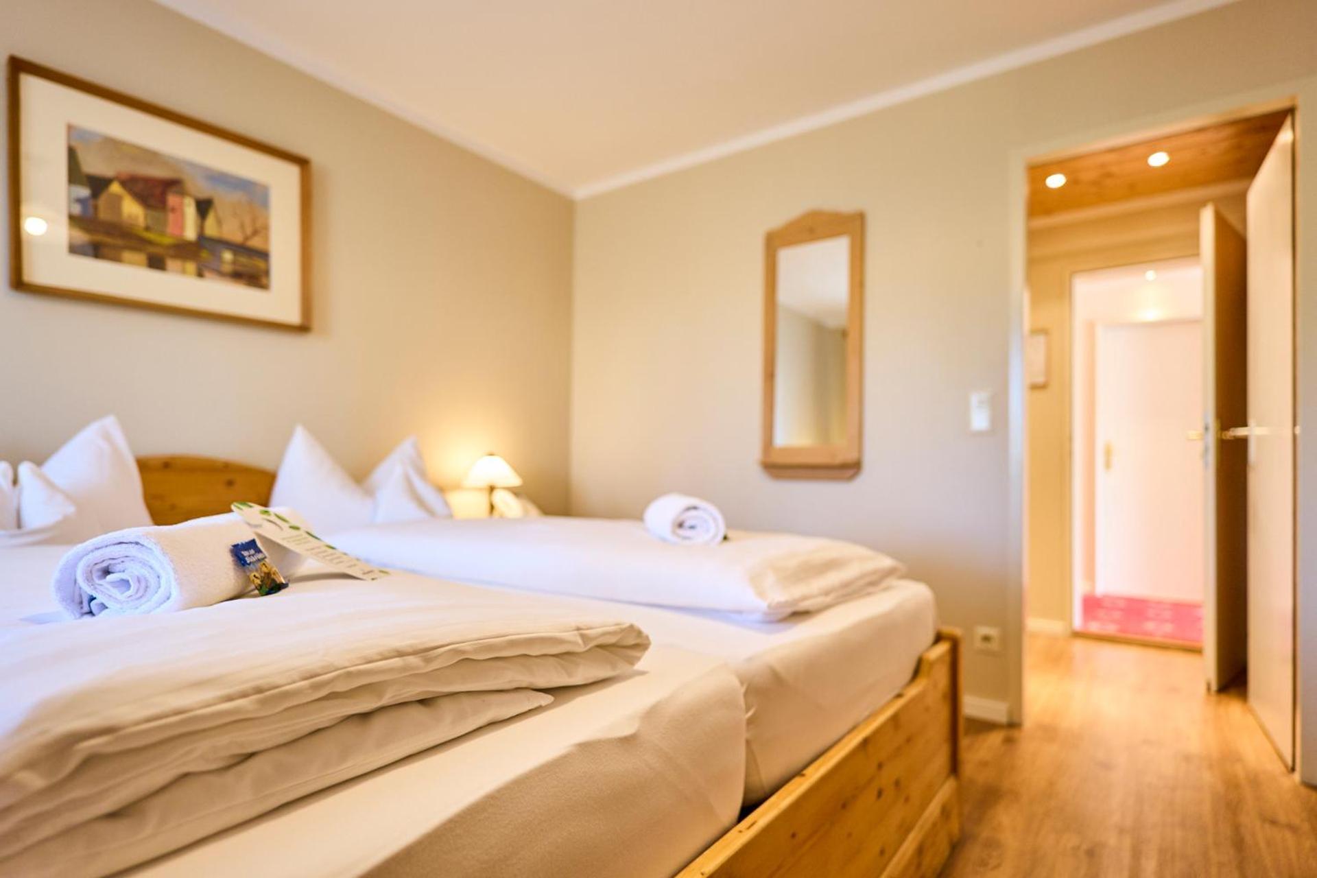 Hotel Waldgasthof Buchenhain Baierbrunn ภายนอก รูปภาพ
