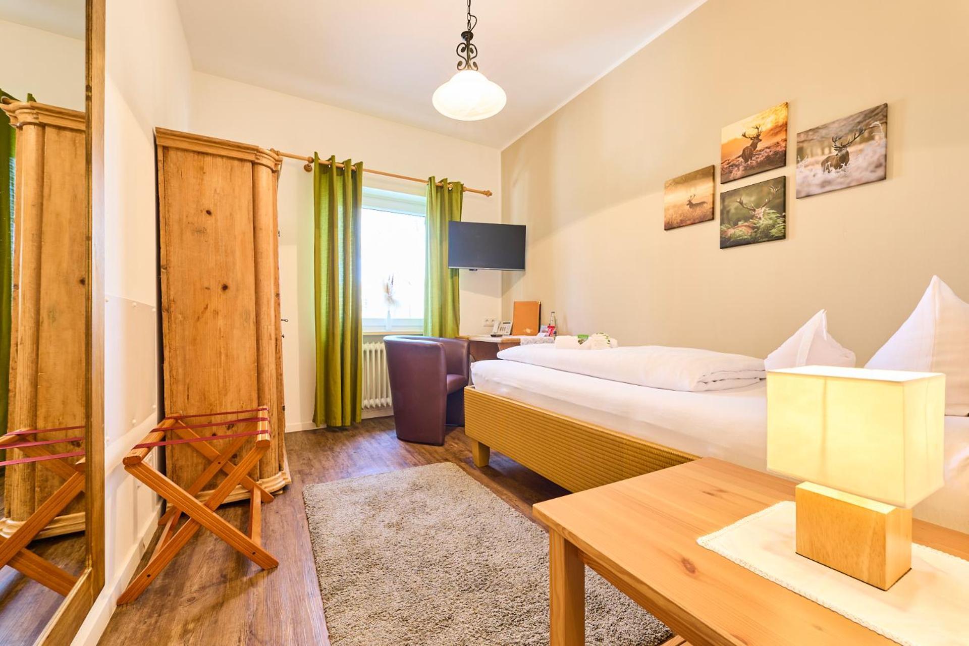 Hotel Waldgasthof Buchenhain Baierbrunn ภายนอก รูปภาพ