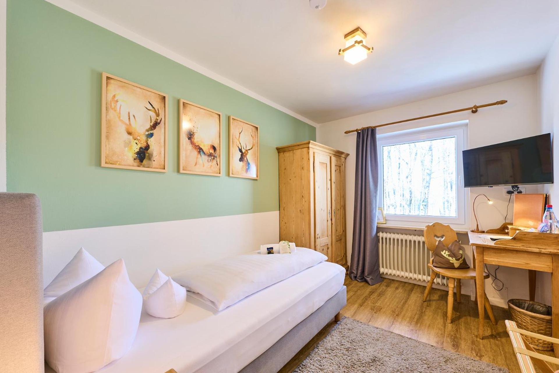 Hotel Waldgasthof Buchenhain Baierbrunn ภายนอก รูปภาพ