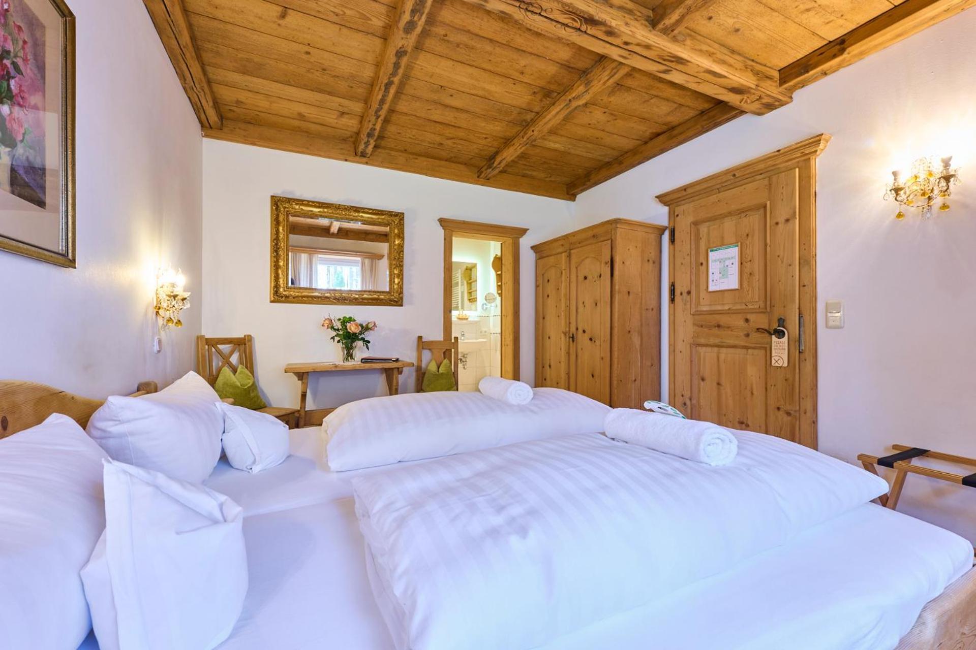 Hotel Waldgasthof Buchenhain Baierbrunn ภายนอก รูปภาพ